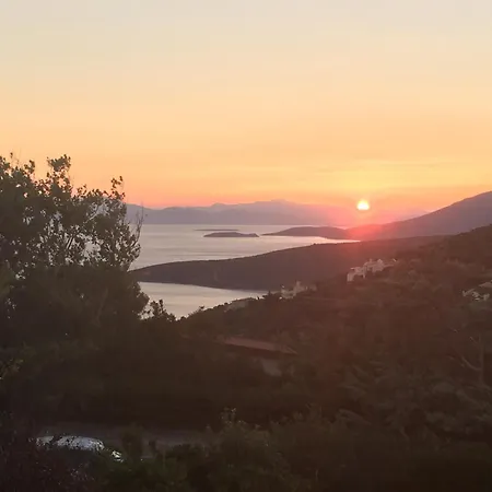 Sunset View House Overlooking The Bay Σπίτι διακοπών *